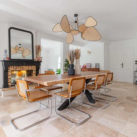 Amazing With Swimming Pool 別荘 *