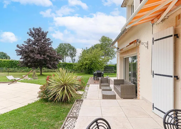 Amazing With Swimming Pool *